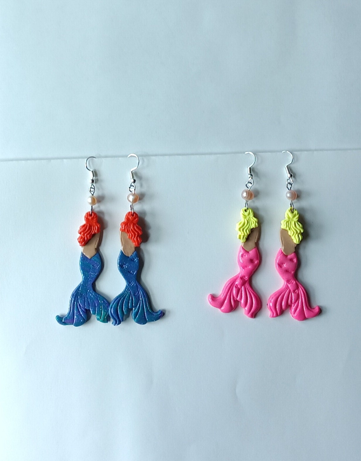 Kawaii mermaid earrings / polymer clay mermaid fin earrings / kawaii ocean aquatic jewelry / clay shell mermaid earrings aqua pink