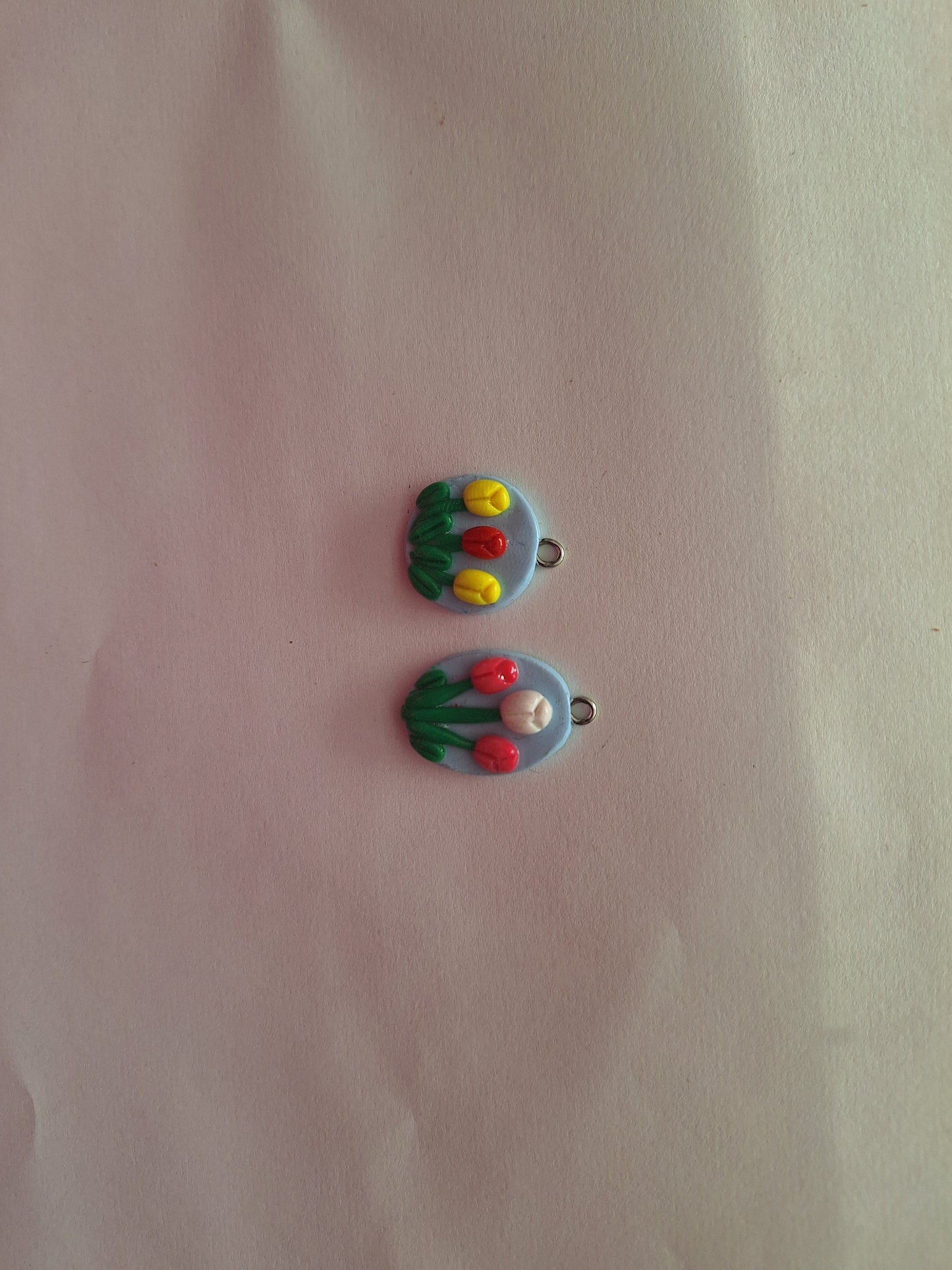 Kawaii red yellow pink white tulip charms / polymer clay flower charms / flowers spring summer charms / clay tulip jewelry stitch marker
