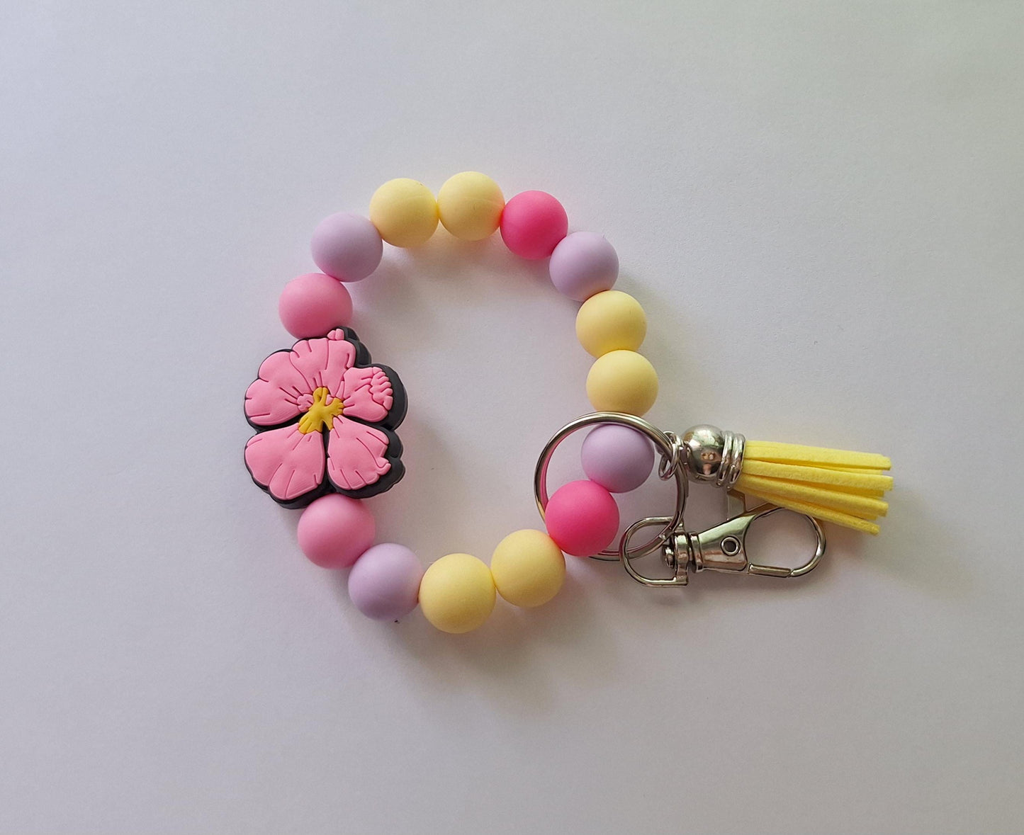 Silicone beaded wristlet keychain cute pink flower plant silicone beaded wristlet keychain / green thumb floral bag accessories key chain