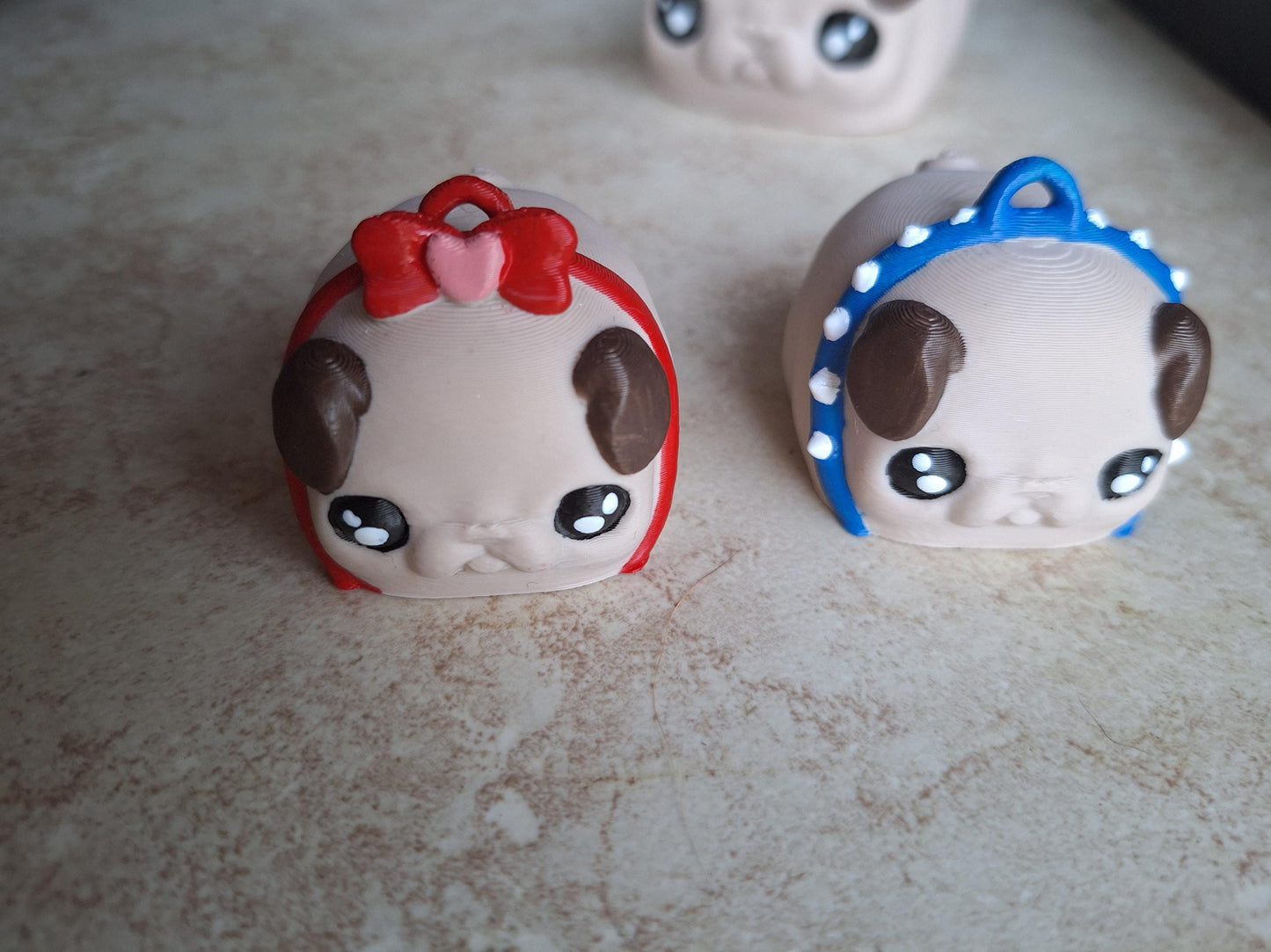 3D articulated pug puppy / 3d printed puppy dog / 3d printed animals pug keychain figurine knick knack Fidget