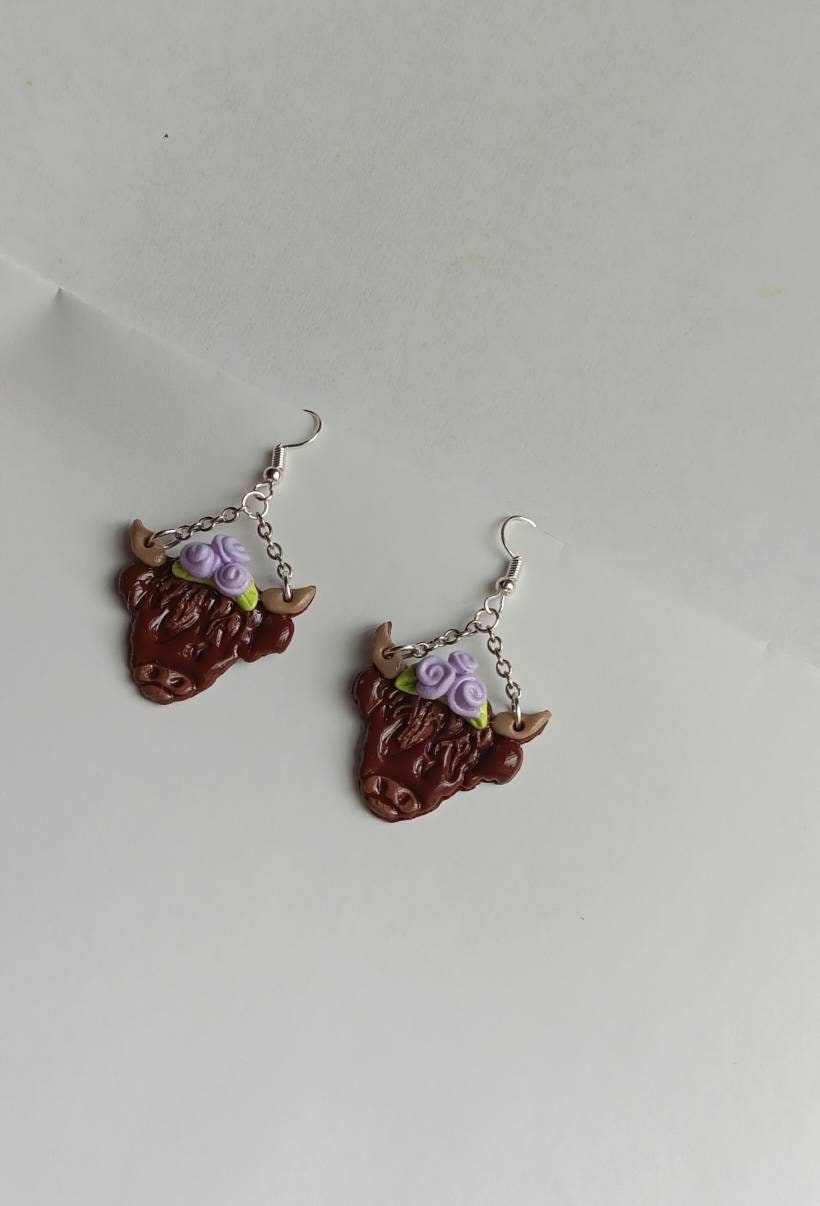 Kawaii floral cow earrings / polymer clay highland cow earrings / kawaii animal jewelry / floral earrings / floral Highland cow earrings