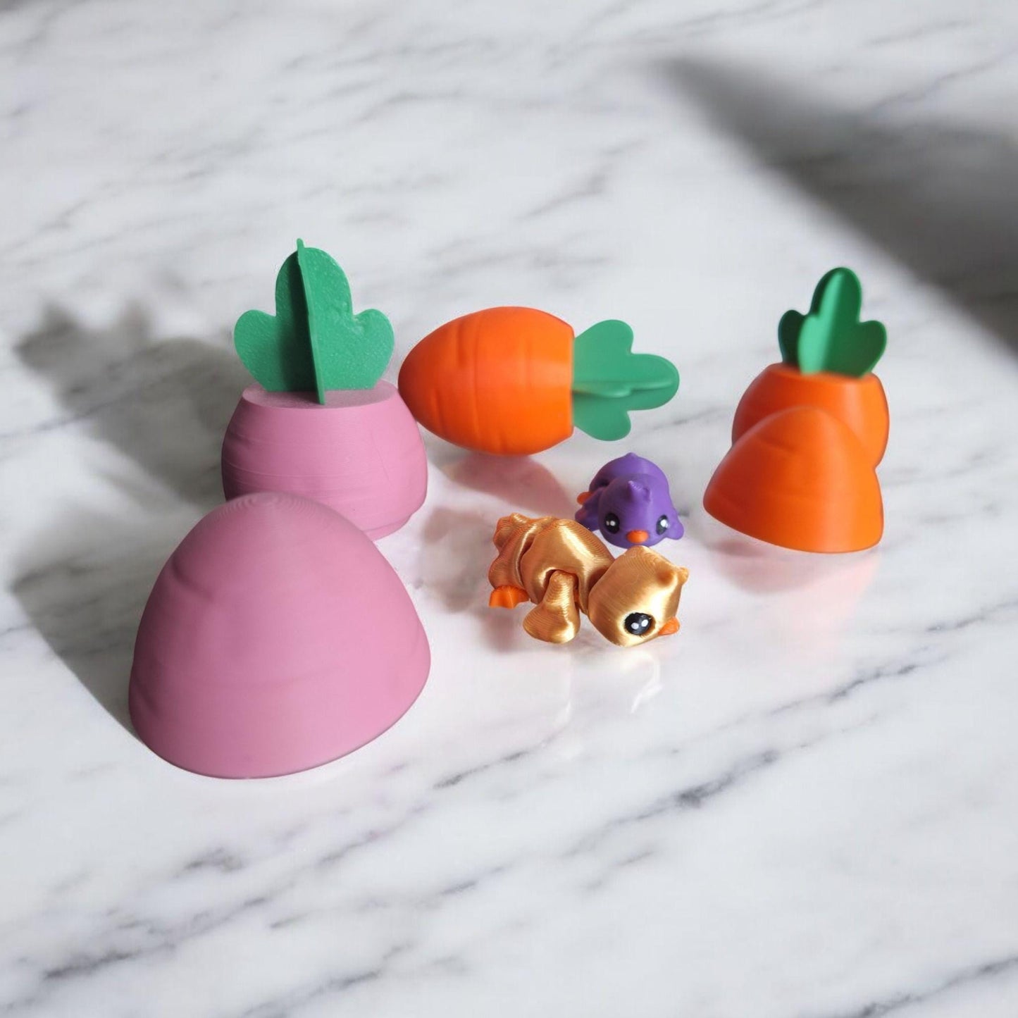3D printed baby chic with carrot egg / 3d printed baby chic / 3d printed animal figurine knick knack Fidget cute spring decor egg