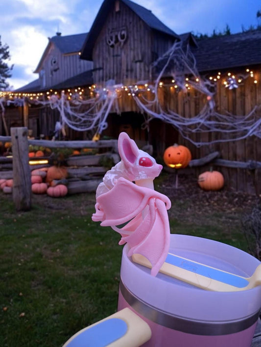 3D articulated cute white albino bat straw cap / 3d printed bat spooky animals / halloween bat straw topper cover Fidget figurines