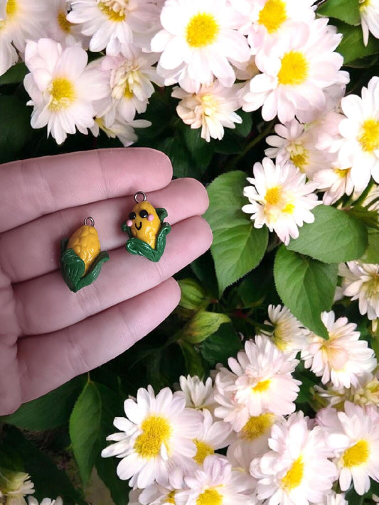 Polymer clay corn charms / kawaii cute food charms jewelry / clay corn cob charm jewelry charms stitch marker progress keeper notions