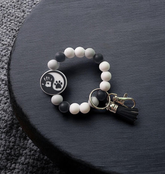 Silicone beaded wristlet keychain paw hand print yin yang / dog mom dad silicone beaded wristlet keychain / bag accessories key chain gift