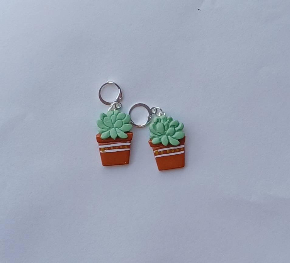Stitch markers set of 2 succulent potted plant / succulent stitch markers / floral plant stitch markers