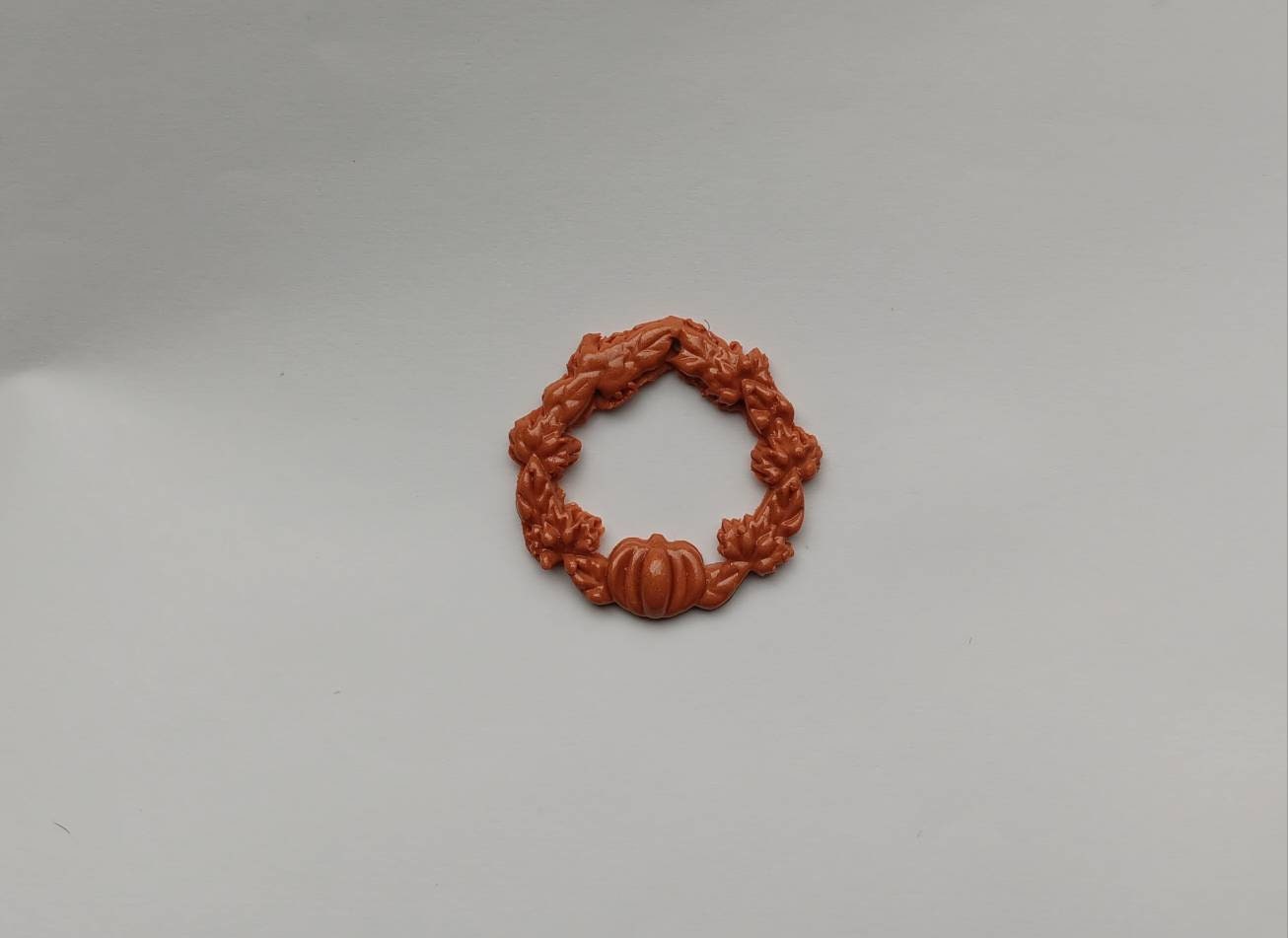 Kawaii halloween fall pumpkin wreath earrings / polymer clay holiday earrings / Thanksgiving holiday jewelry / clay harvest wreath earrings
