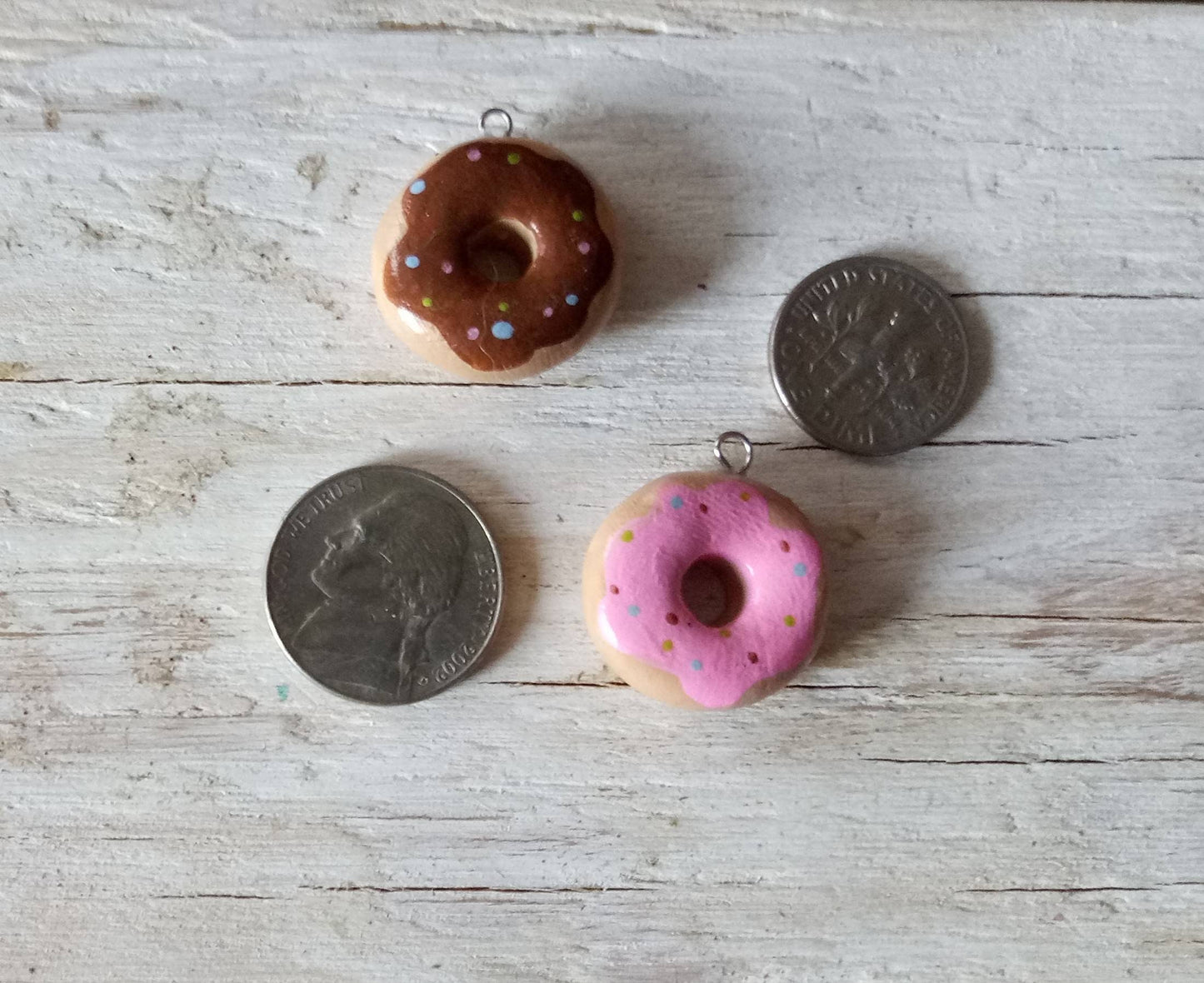 Kawaii donut charms / polymer clay donut dessert charms / kawaii food charms / kawaii food jewelry