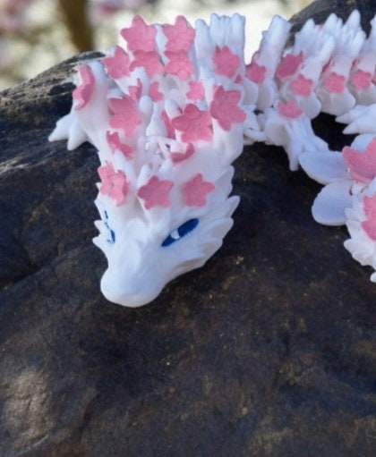 3D articulated cherry blossom dragon straw cap / 3d printed dragon animal / flower sakura dragon tadling straw topper cover Fidget figurines