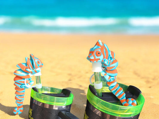 3D articulated baby chameleon straw topper cap / 3d printed teal orange chameleon / 3d printed animals figurine knick knack Fidget