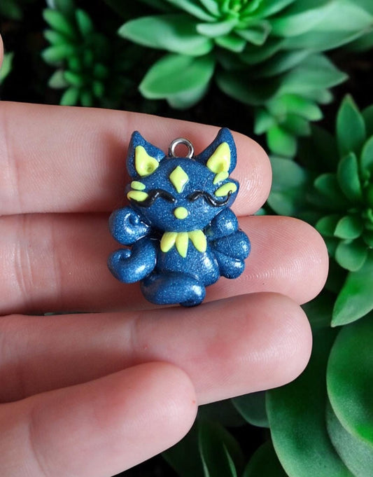 Clay blue yellow star celestial kitsune fox  charms / polymer clay kawaii fox animal charms stitch marker progress keeper notions