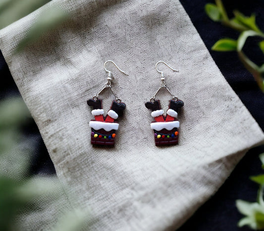 Kawaii clay santa claus earrings / polymer clay chimney santa holiday earrings / christmas holiday winter jewelry santa in chimney earrings