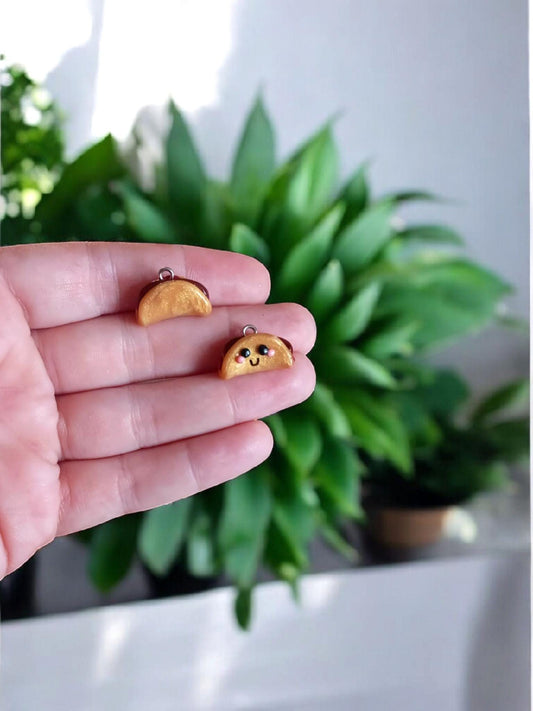 Polymer clay taco charms / cute kawaii clay taco food charms / clay taco jewelry charm stitch marker progress keeper notions