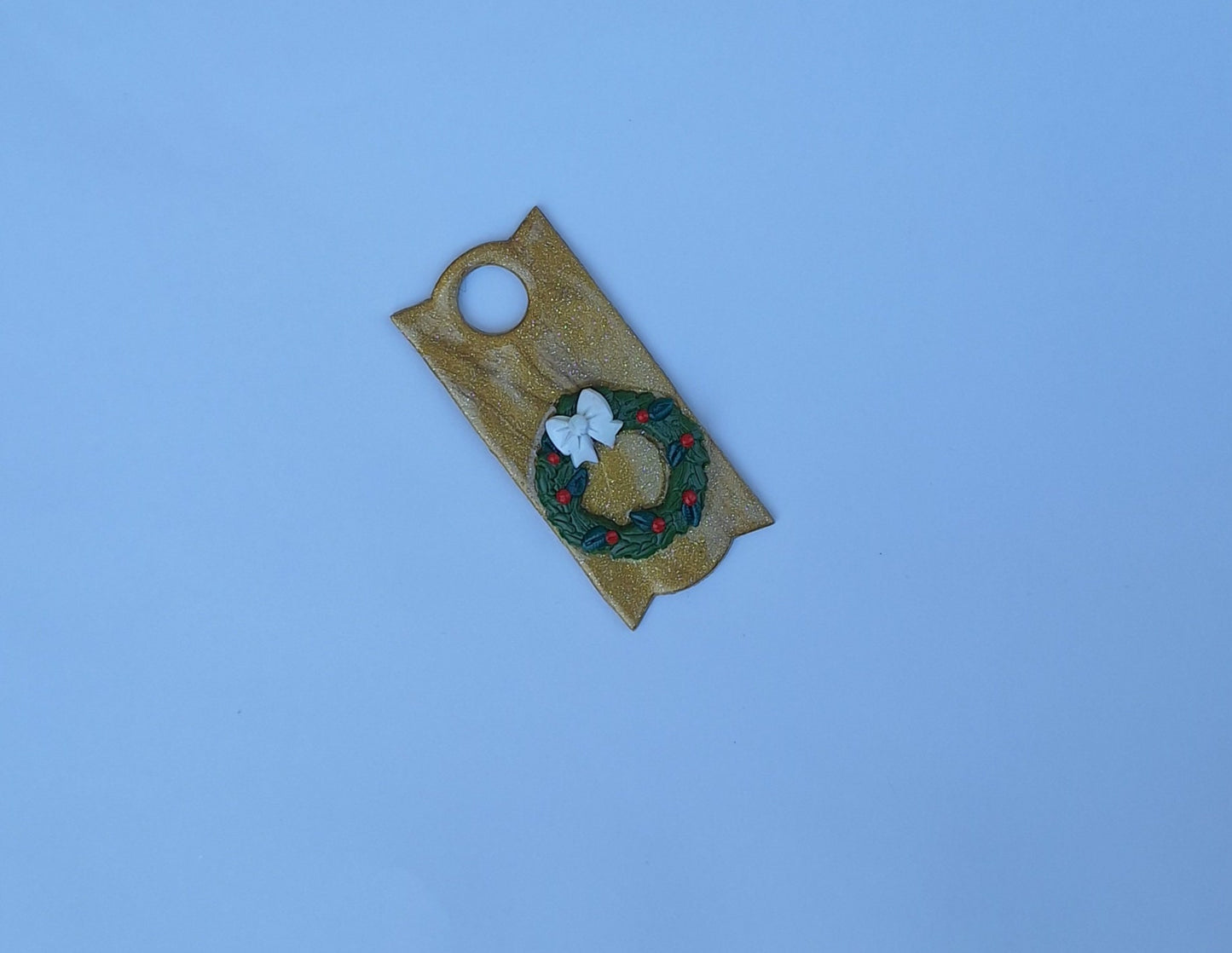 Polymer clay straw tag tumbler topper / clay tumbler accessories / holiday wreath tumbler topper straw tag / Christmas tumbler accessories