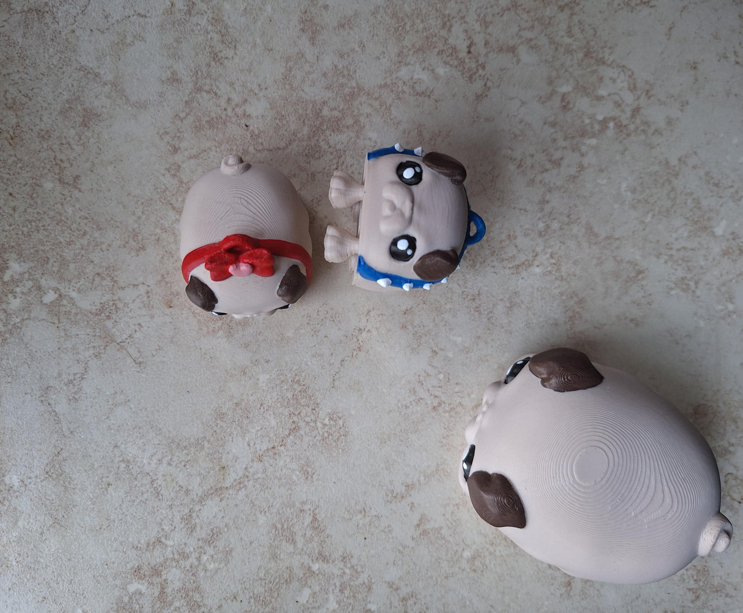 3D articulated pug puppy / 3d printed puppy dog / 3d printed animals pug keychain figurine knick knack Fidget