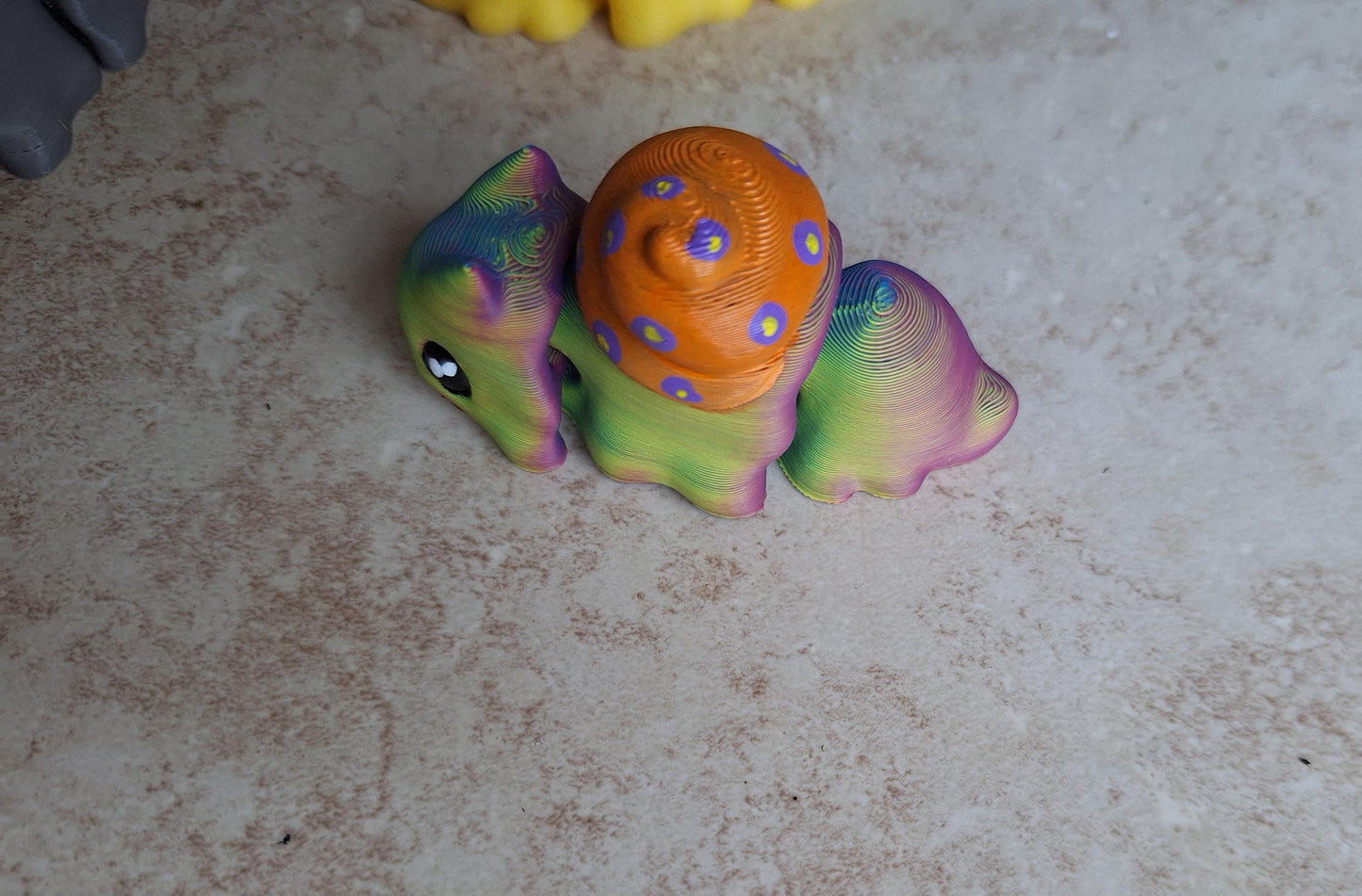 3D articulated snail insect bug / 3d printed strawberry skull snail / 3d printed animals figurine knick knack Fidget decor