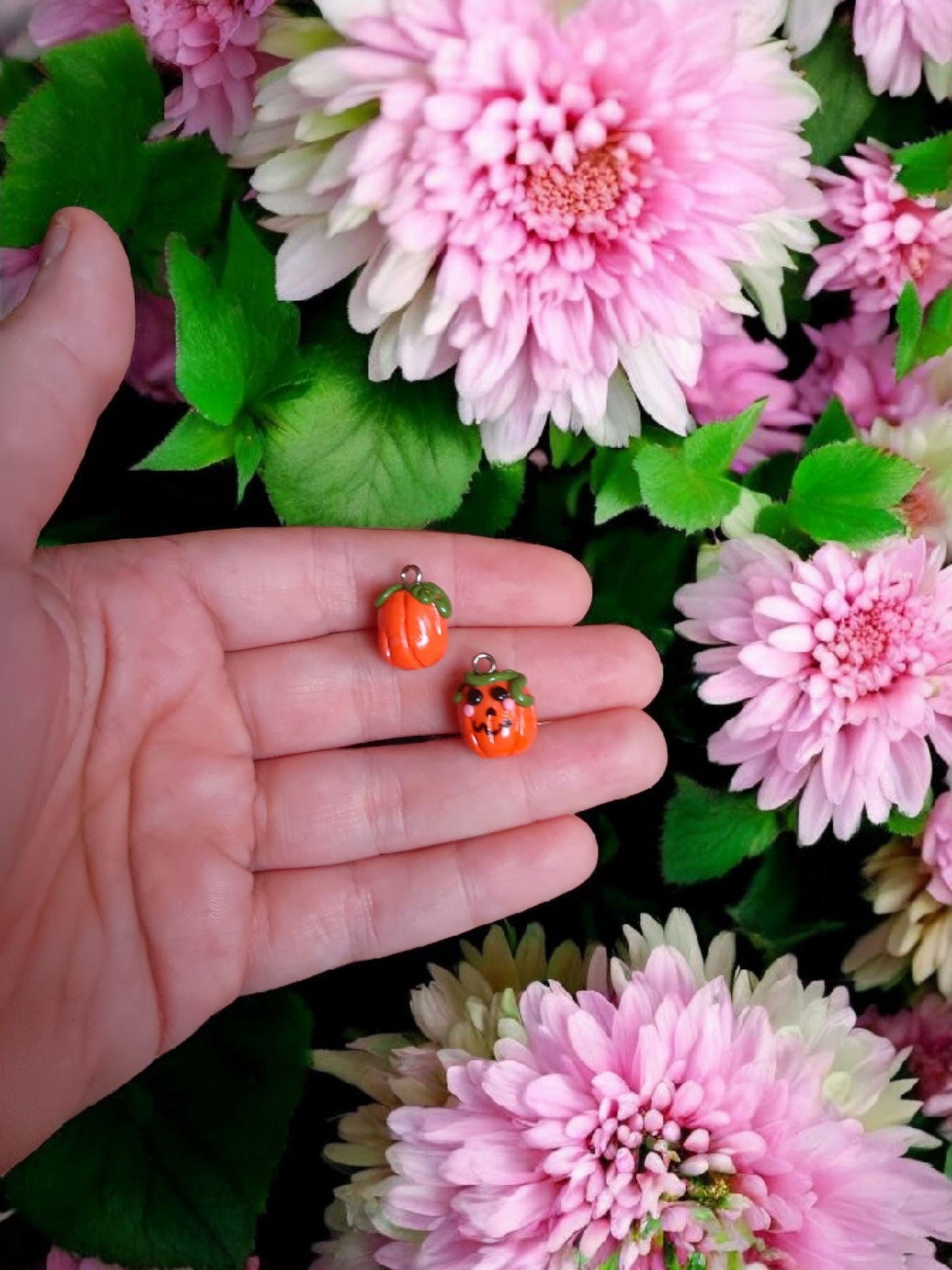 Polymer clay pumpkin charms / cute kawaii clay jack o lantern Halloween charms holiday jewelry stitch marker progress keeper notions