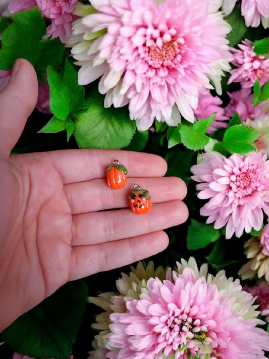 Polymer clay pumpkin charms / cute kawaii clay jack o lantern Halloween charms holiday jewelry stitch marker progress keeper notions