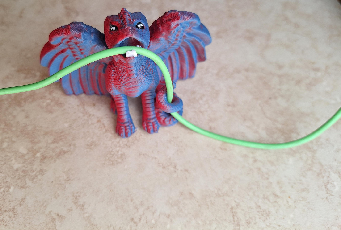 3D printed red blue two tone dragon cord holder / 3d dragon cord organizer / 3d printed dragon knick knack
