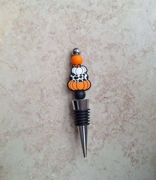 Silicone beaded white black orange pumpkin wine stopper / fall pumpkin stack beaded silicone wine stopper top / pumpkin wine accessories