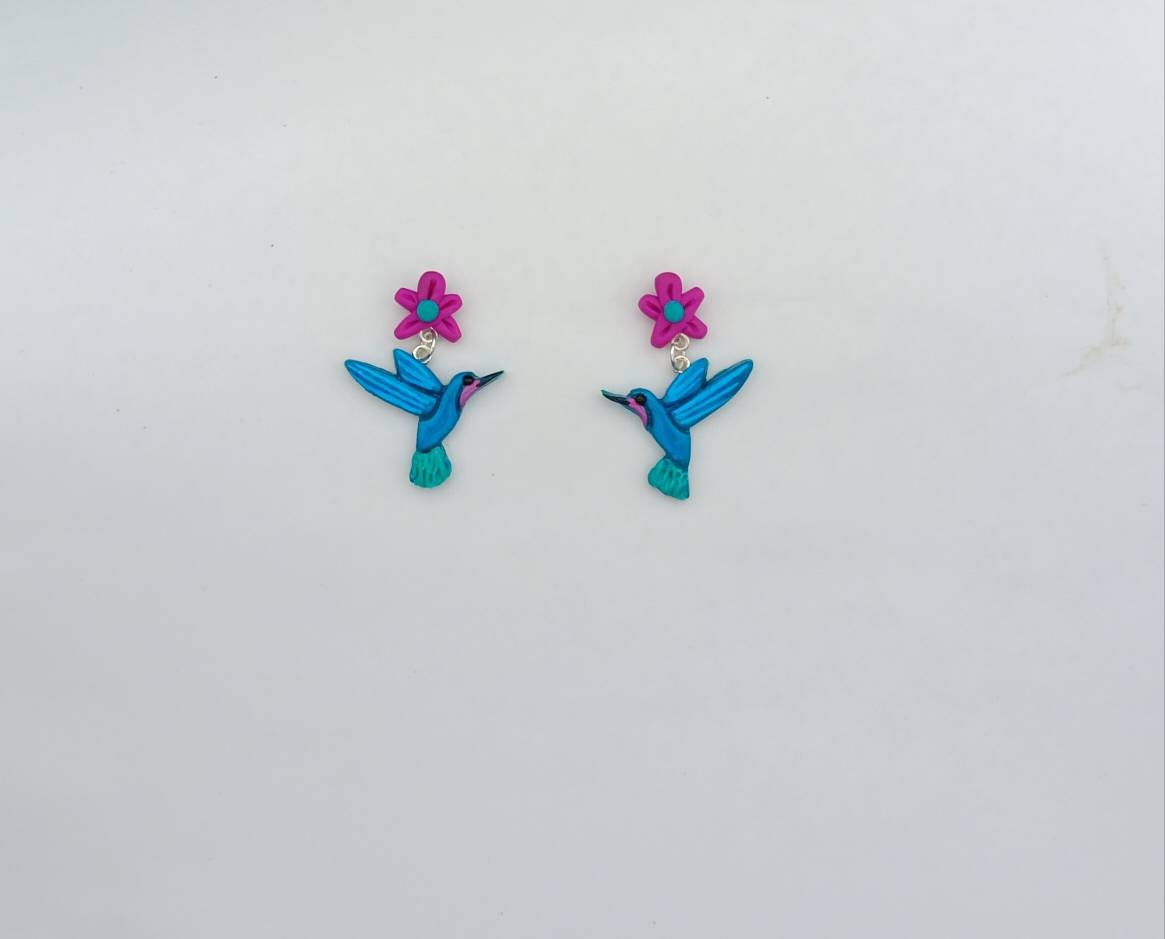 Kawaii floral humming bird earrings / polymer clay floral dangle earrings / clay hummingbird jewelry / floral hummingbird earrings