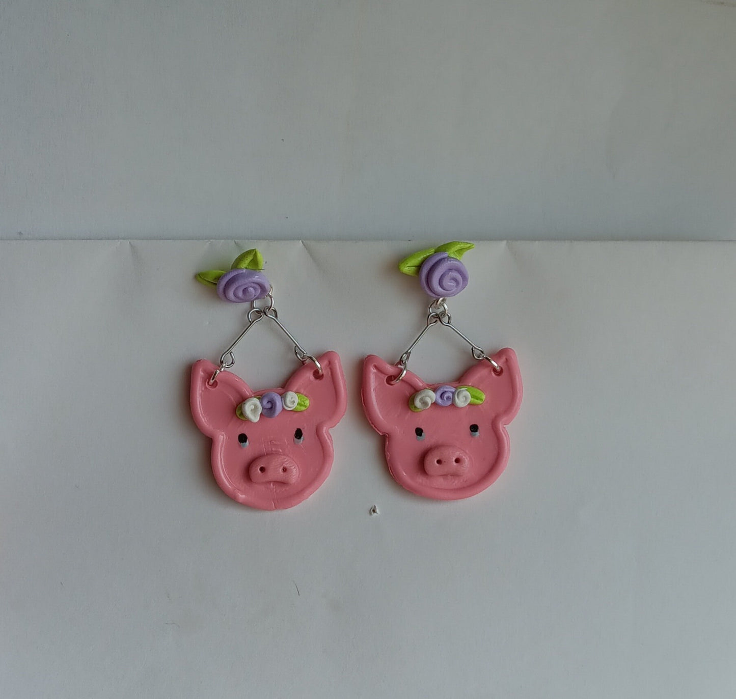 Kawaii floral pig earrings / polymer clay pink pig earrings / kawaii animal jewelry / floral earrings / lavender rose earrings