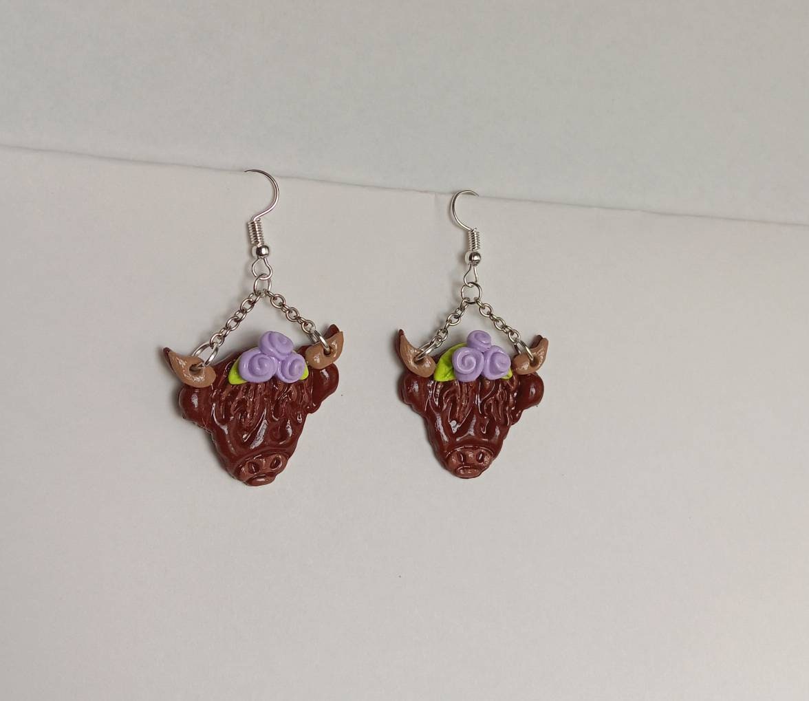Kawaii floral cow earrings / polymer clay highland cow earrings / kawaii animal jewelry / floral earrings / floral Highland cow earrings