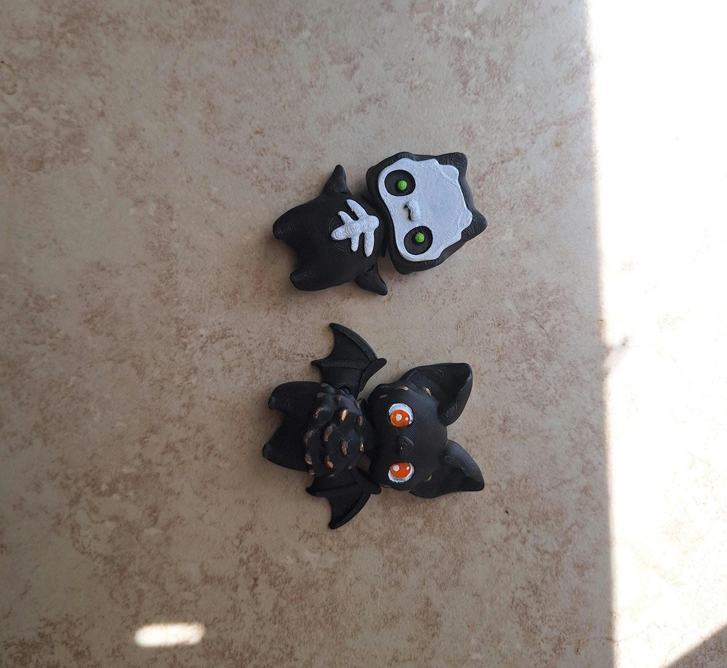3D articulated skelly bat pixies / 3d printed black bat skeleton / 3d printed animal figurine knick knack Fidget spooky halloween decor