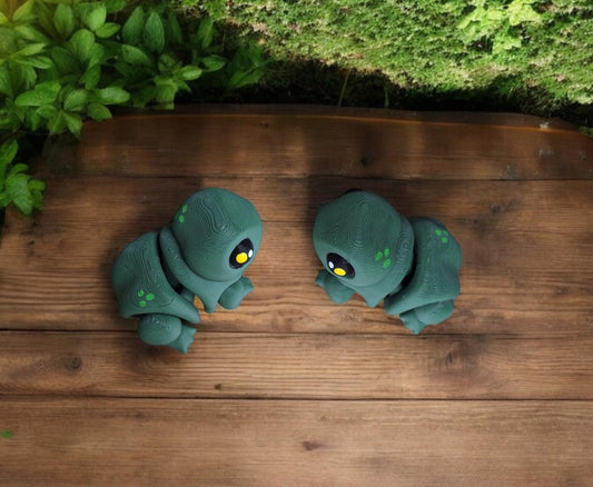 3D articulated frog bug / 3d printed frog with dots froggy froggie / 3d printed animals figurine knick knack Fidget decor