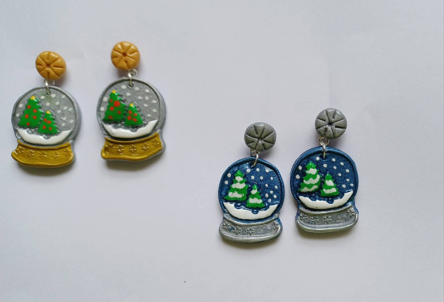 Kawaii snowglobe earrings / polymer clay snow globe holiday earrings / kawaii christmas holiday winter jewelry / clay snowglobe earrings