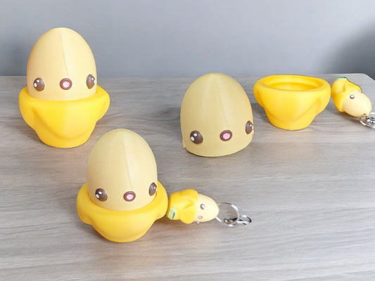 3D printed banana container with keychain / 3d kawaii banana storage box display / 3d printed whimsical storage container keychain