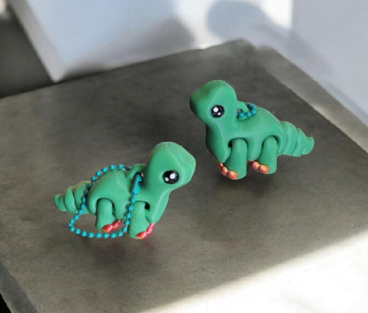 3D articulated cute baby dino / 3d printed dinosaur keychain / 3d printed brontosaurus key chain animals figurine Fidget