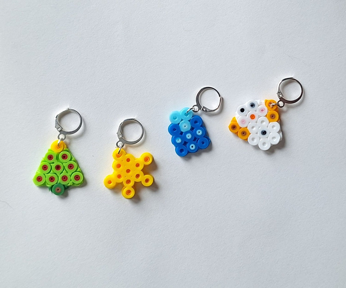 Stitch markers set 4 christmas bundle / tree star snowman present perler bead set of four holiday cuties progress keeper pixel style