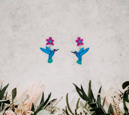 Kawaii floral humming bird earrings / polymer clay floral dangle earrings / clay hummingbird jewelry / floral hummingbird earrings