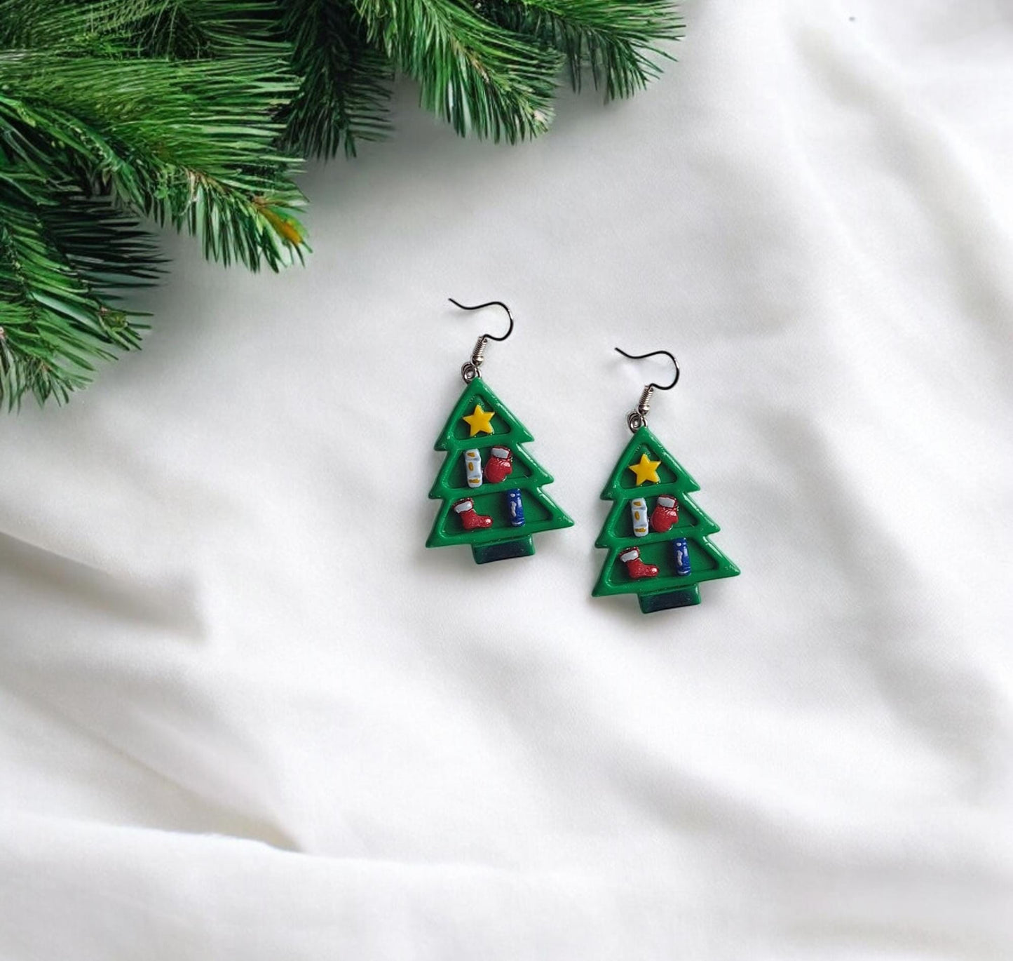 Kawaii clay christmas bookshelf earrings / polymer clay bookcase earrings book need book lover jewelry / clay book earrings tree present