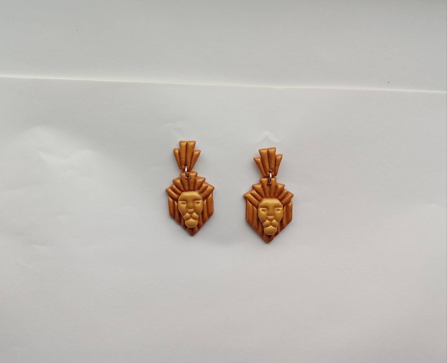 Kawaii art deco lion earrings / polymer lion stud dangle earrings / clay silver gold pearl lion jewelry / clay king of the Jungle earrings