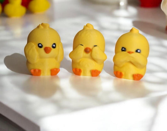 3D printed and painted baby chicks / 3d printed / 3d printed see not hear not speak not desk pet figurine fidget easter decor Serev3d design