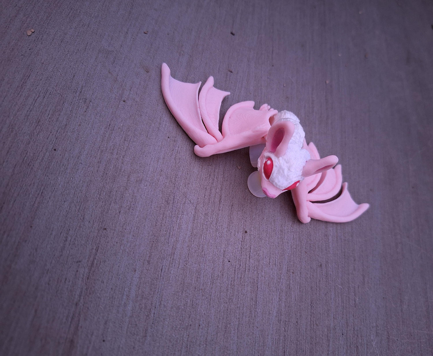 3D articulated cute white albino bat straw cap / 3d printed bat spooky animals / halloween bat straw topper cover Fidget figurines