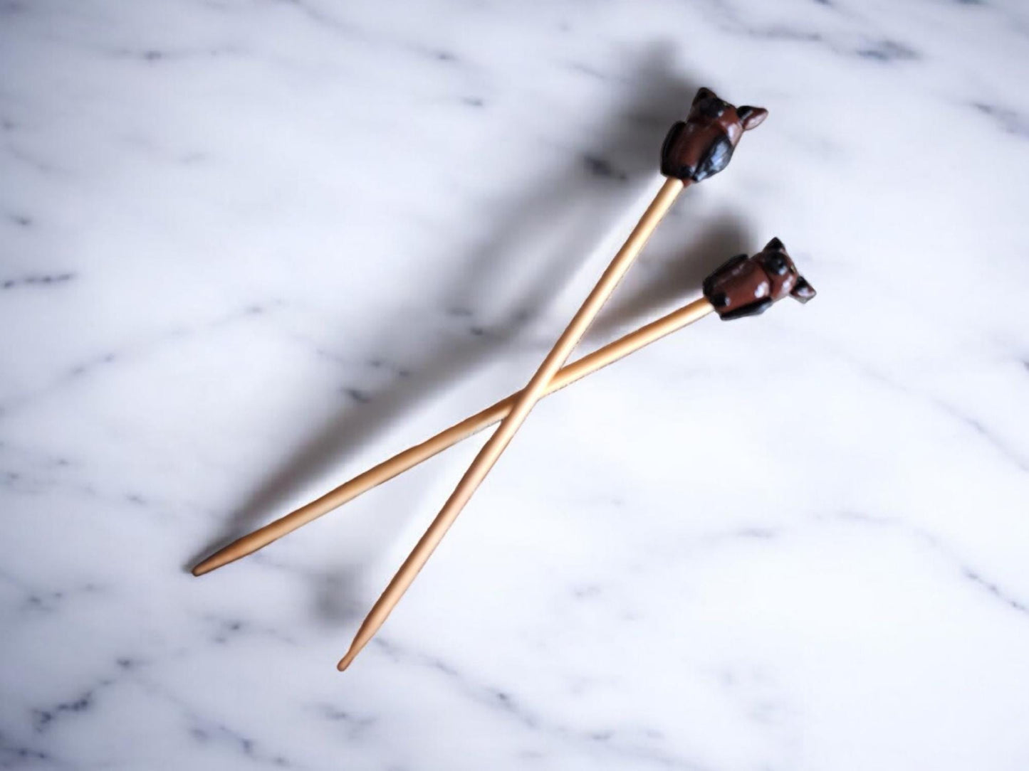 Set of 2 cute bat knitting needles / polymer clay knitting needles / decorative brown bat knitting needles accessory