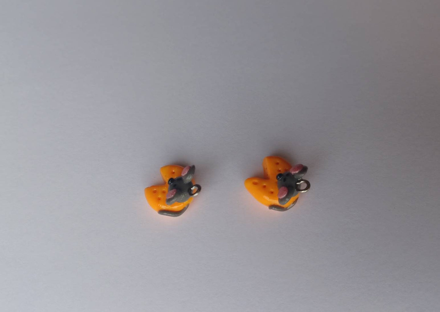 Kawaii mouse charms / polymer clay mouse in cheese charms / kawaii animal charms / kawaii mouse jewelry