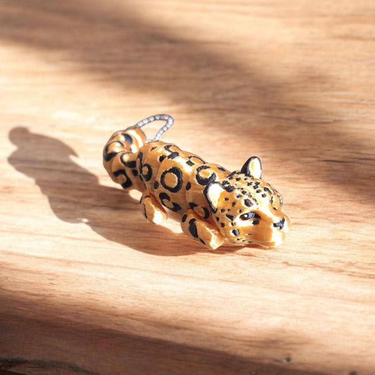 3D articulated golden leopard cheetah / 3d printed kitten cat / 3d printed animals figurine knick knack Fidget keychain