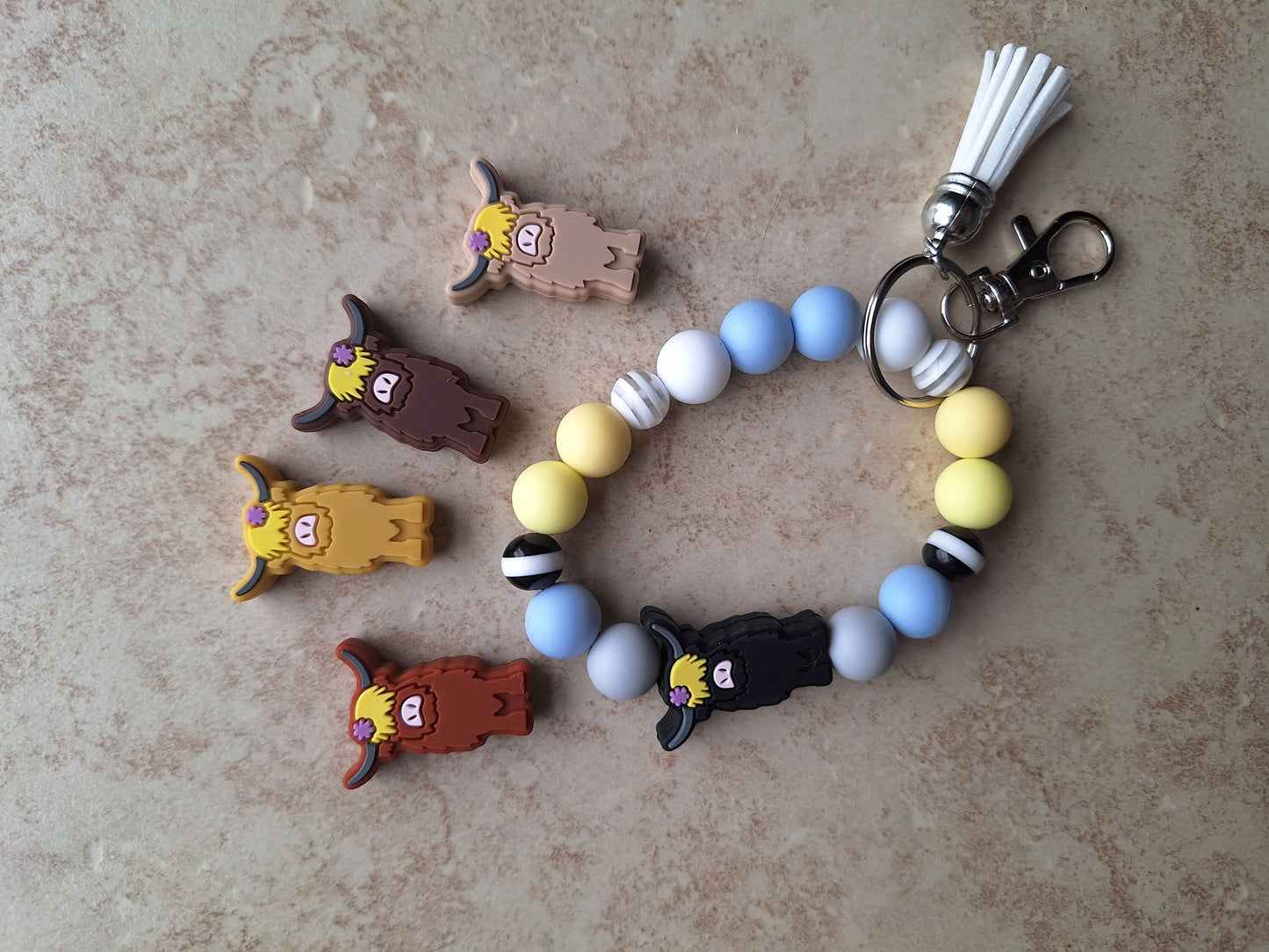 Silicone beaded wristlet keychain / tan brown highland cow silicone beaded wristlet keychain / floral cow bag accessory key chain gift