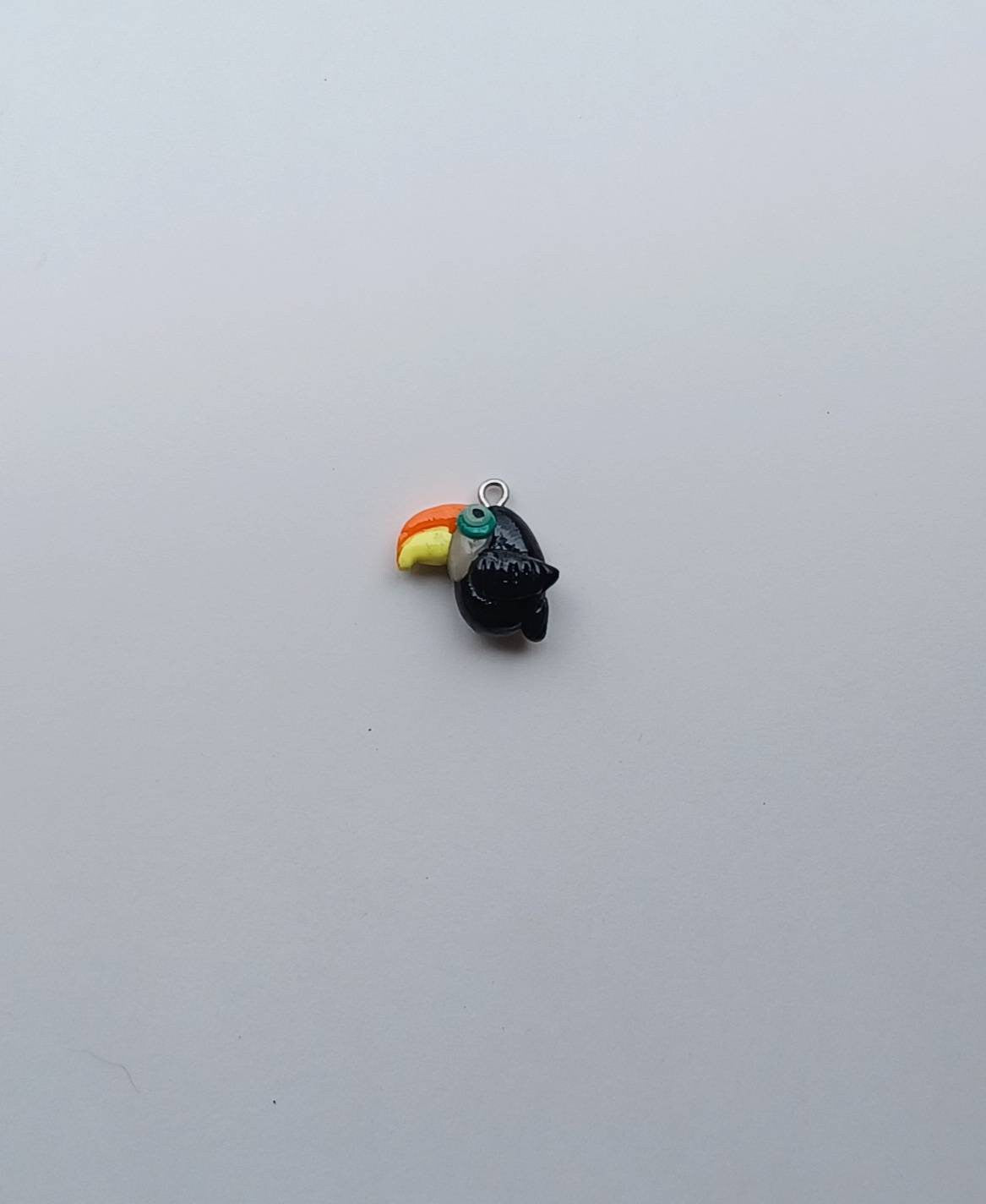 Kawaii toucan charms / polymer clay toucan charms / kawaii animal charms / toucan jewelry / kawaii parrot jewelry