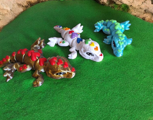 3D articulated assorted color heart tiny t-rex / 3d printed t rex dinosaur dino animals / heart love dinosaur knick knack Fidget figurines