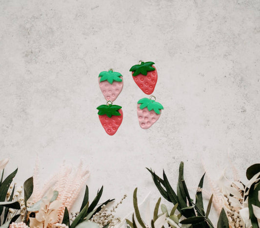 Kawaii heart love strawberry charms / polymer clay strawberry charms / kawaii food charms / kawaii food jewelry