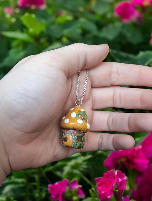 Polymer clay mushroom toadstool autumn jar / cottage core yellow brown fall clay mushroom necklace / functional necklace / pendant gift