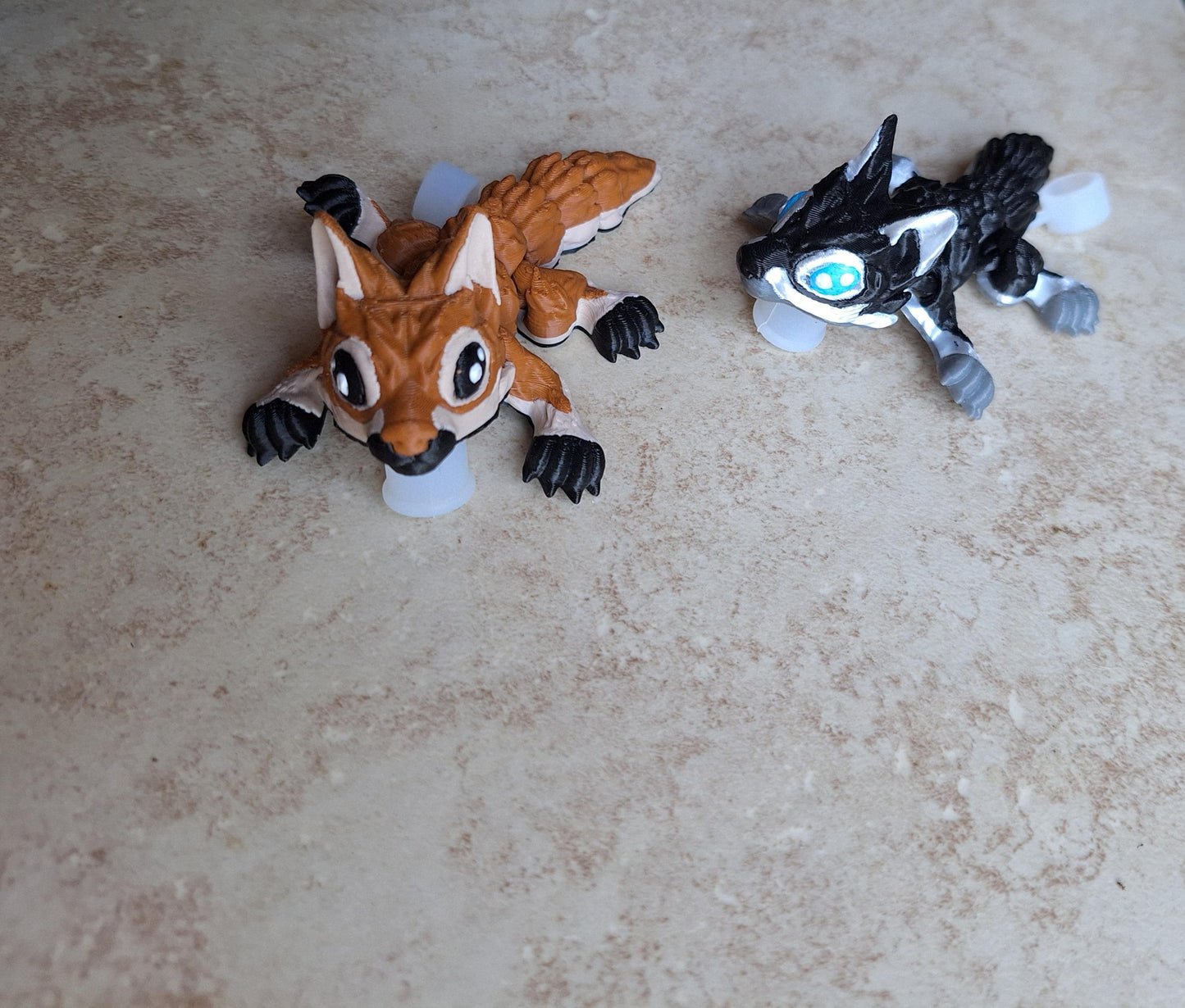 3D articulated wolf pup straw cap / 3d printed wolf pup dog animals / Shepherd husky straw topper cover Fidget figurines glow