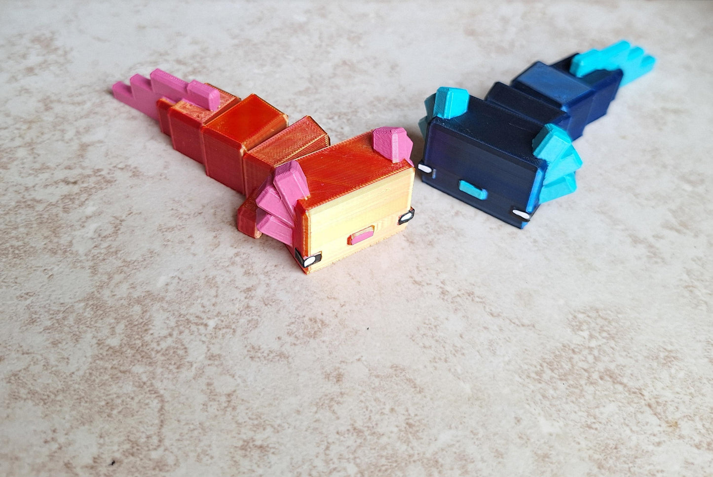 3D articulated pixel axolotl / 3d printed blue black red orange bloxolotl / 3d printed animals axolotl figurine knick knack Fidget