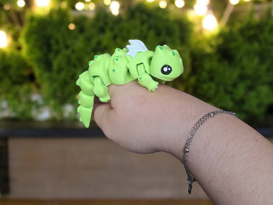 3D articulated dragon salamander / 3d printed green dramander / 3d printed animals lizard figurine knick knack Fidget