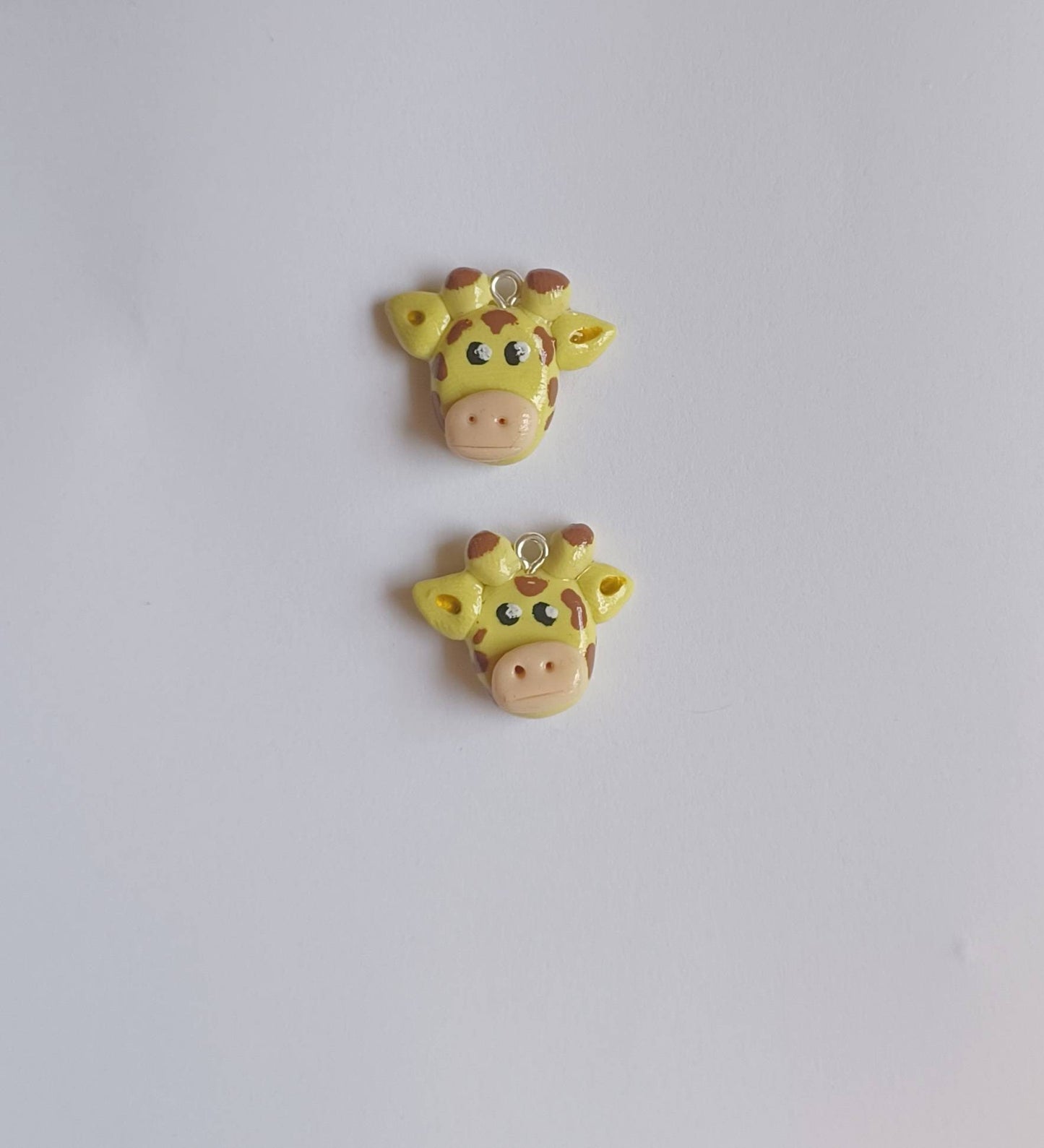 Kawaii giraffe charms / polymer clay giraffe charms / kawaii charms / kawaii animal jewelry